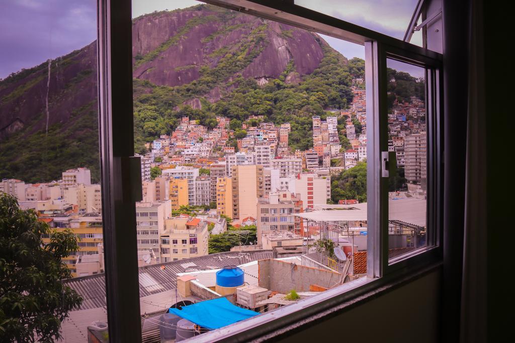 Walk On The Favela Hostel ริโอเดจาเนโร ภายนอก รูปภาพ