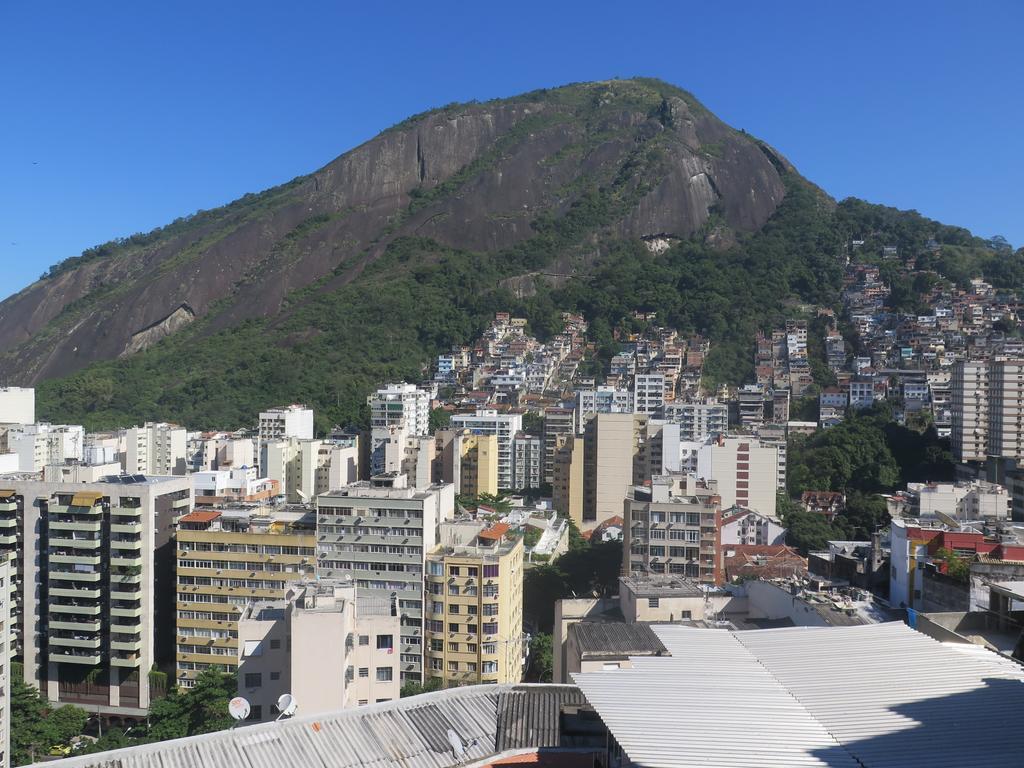 Walk On The Favela Hostel ริโอเดจาเนโร ภายนอก รูปภาพ