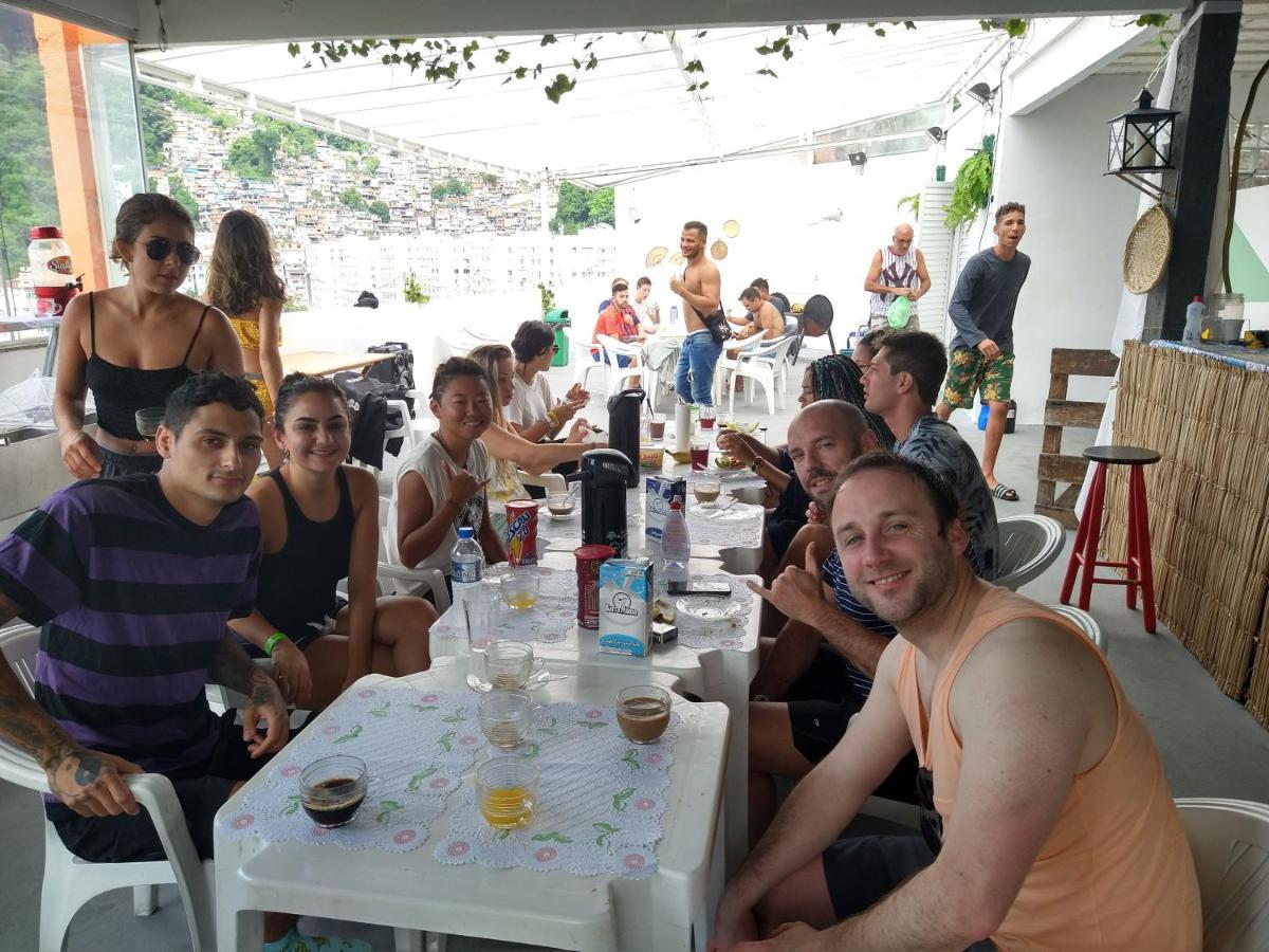 Walk On The Favela Hostel ริโอเดจาเนโร ภายนอก รูปภาพ